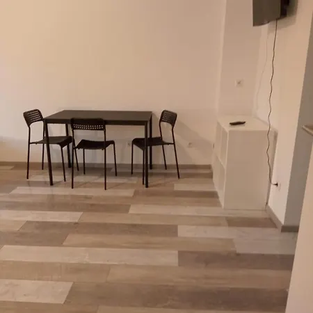 Aparthotel Ideale Fur Geschaftsreisende, Studenten, Monteure In