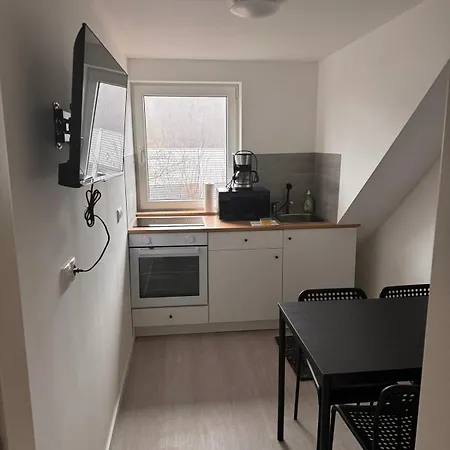 酒店 Ideale Fur Geschaftsreisende, Studenten, Monteure In *