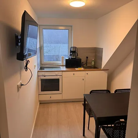 Ideale Fur Geschaftsreisende, Studenten, Monteure In * Essen