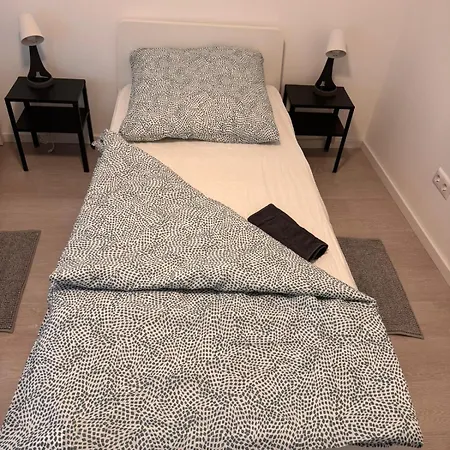 Ideale Fur Geschaftsreisende, Studenten, Monteure In Hotel *