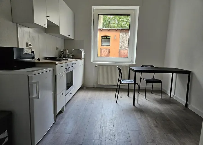 Ideale Fur Geschaftsreisende, Studenten, Monteure In Essen