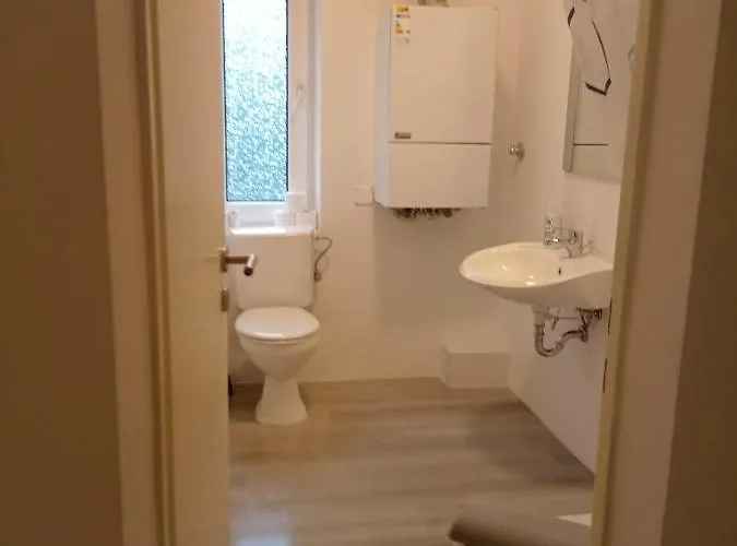 Hotell Ideale Fur Geschaftsreisende, Studenten, Monteure In Essen