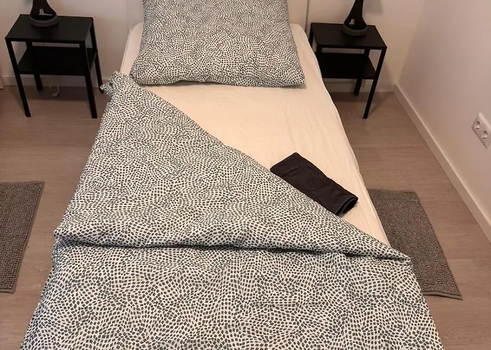 Ideale Fur Geschaftsreisende, Studenten, Monteure In Hotel *